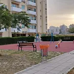 Makenzy Mermaid 2 Bedroom شقة