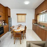 Makenzy Mermaid 2 Bedroom * لارنكا