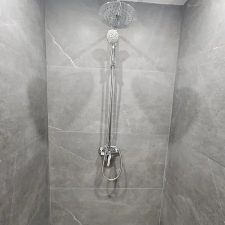 Makenzy Mermaid 2 Bedroom Appartamento Larnaca