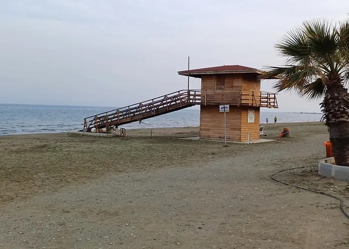 Makenzy Mermaid 2 Bedroom Apartment Larnaca