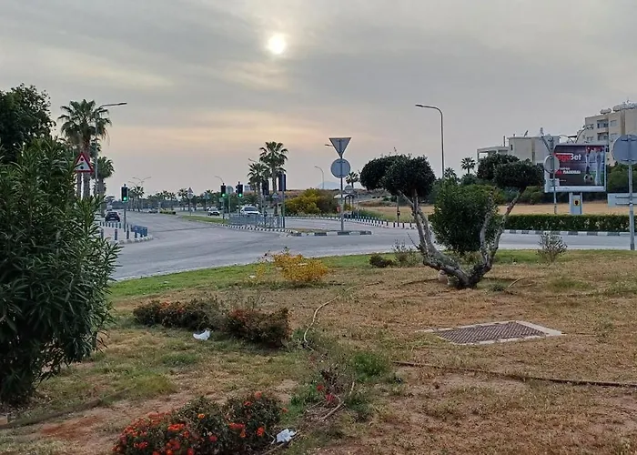 Makenzy Mermaid 2 Bedroom Larnaca