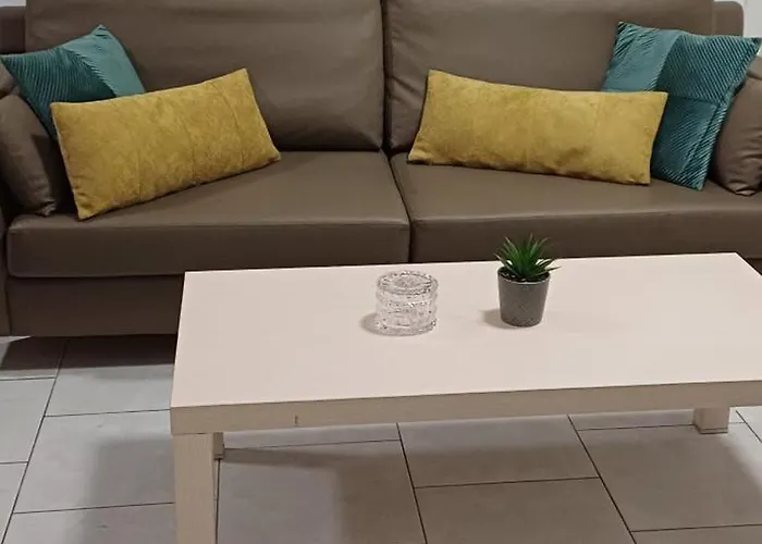 Makenzy Mermaid 2 Bedroom Apartament Larnaca