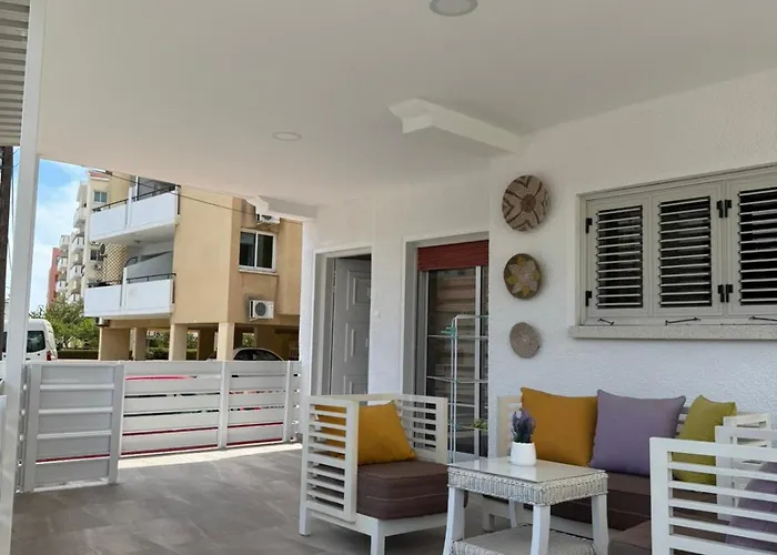 Apartament Makenzy Mermaid 2 Bedroom Larnaca