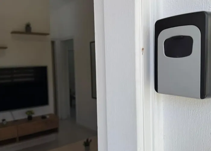 Makenzy Mermaid 2 Bedroom Apartment Larnaka