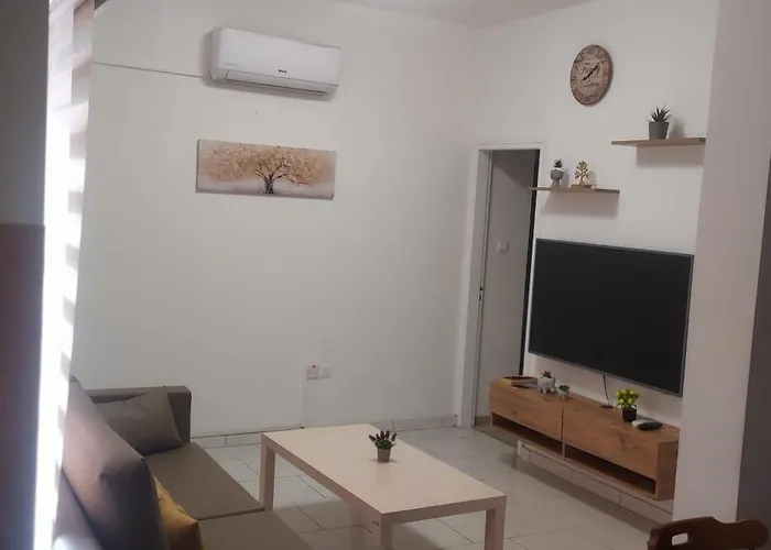 Makenzy Mermaid 2 Bedroom Larnaka