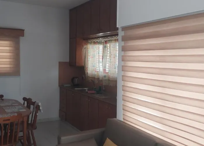 Makenzy Mermaid 2 Bedroom Apartament