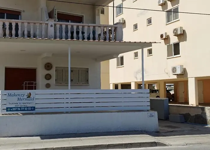 Makenzy Mermaid 2 Bedroom *