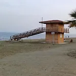 Makenzy Mermaid 2 Bedroom 公寓 拉纳卡