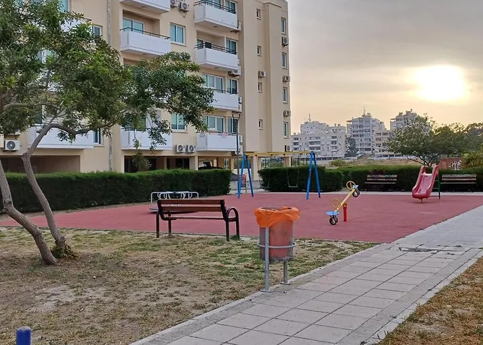 Makenzy Mermaid 2 Bedroom Апартаменты