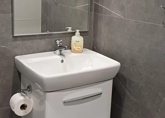 Makenzy Mermaid 2 Bedroom Ларнака