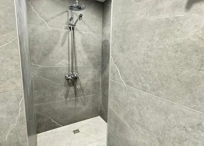 Апартаменты Makenzy Mermaid 2 Bedroom