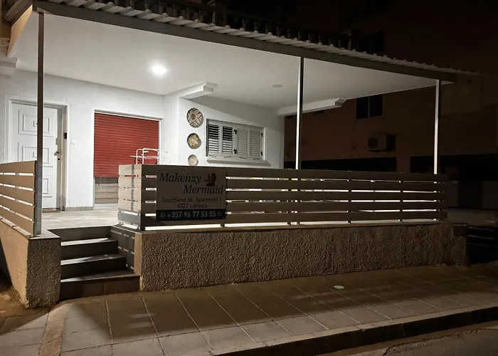 Makenzy Mermaid 2 Bedroom *