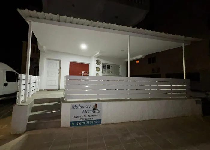 Makenzy Mermaid 2 Bedroom *